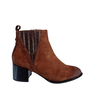CUIR VELOURS ET NUBUCK
