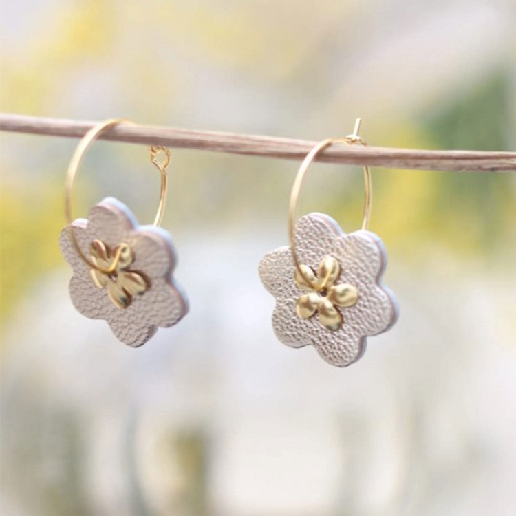 Jeanne et jo<br>fleur platine5157802_2