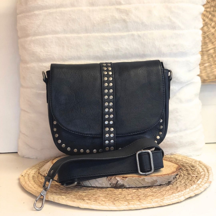 Charlay stone<br>raphaelle noir5181201_2