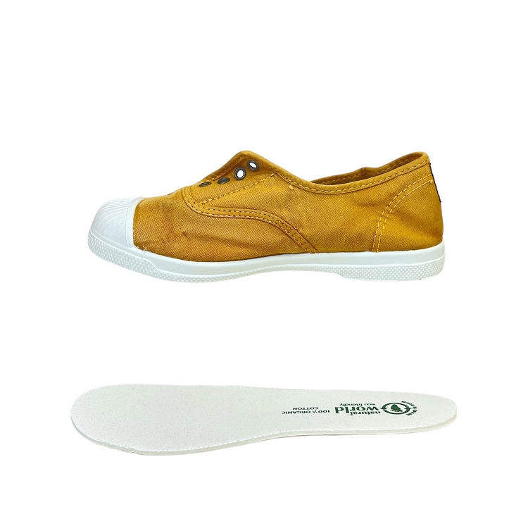 Natural world<br>470 camel6299704_4