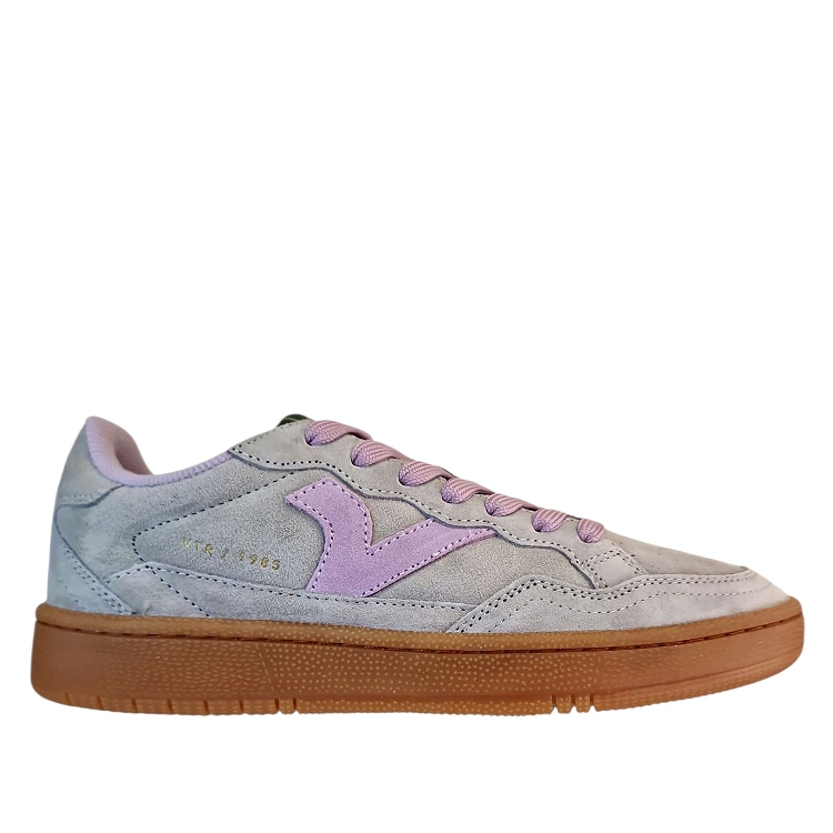 Victoria<br>06111 kaki